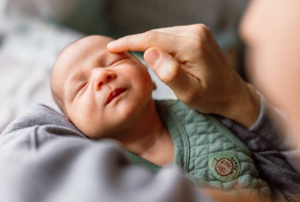 Daily Routine for a Healthy Newborn Baby